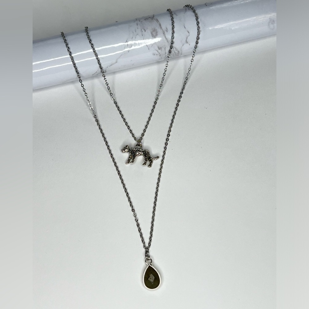 Stylish Bohemian Leopard & Labradorite Stone Layered Necklace